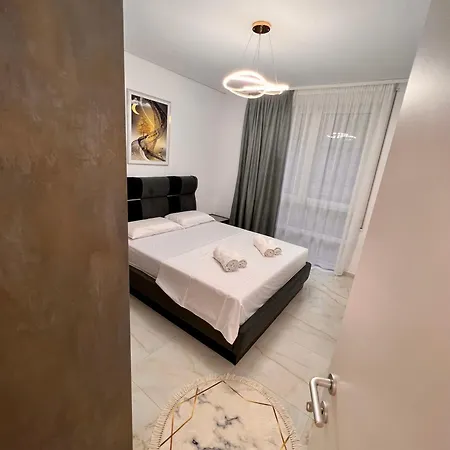 San Pietro L Gjiri I Lalzit L Beachfront Appartamento Durrës