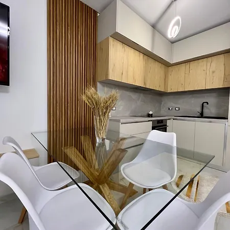 San Pietro L Gjiri I Lalzit L Beachfront Appartamento *